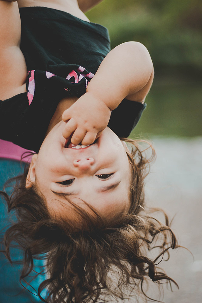 En esta guía te contaremos qué es lo más importante que le pasa a tu bebé de los 6 a los 12 meses y algunos tips que te serán de gran ayuda. ¿Estás lista para estos nuevos retos?